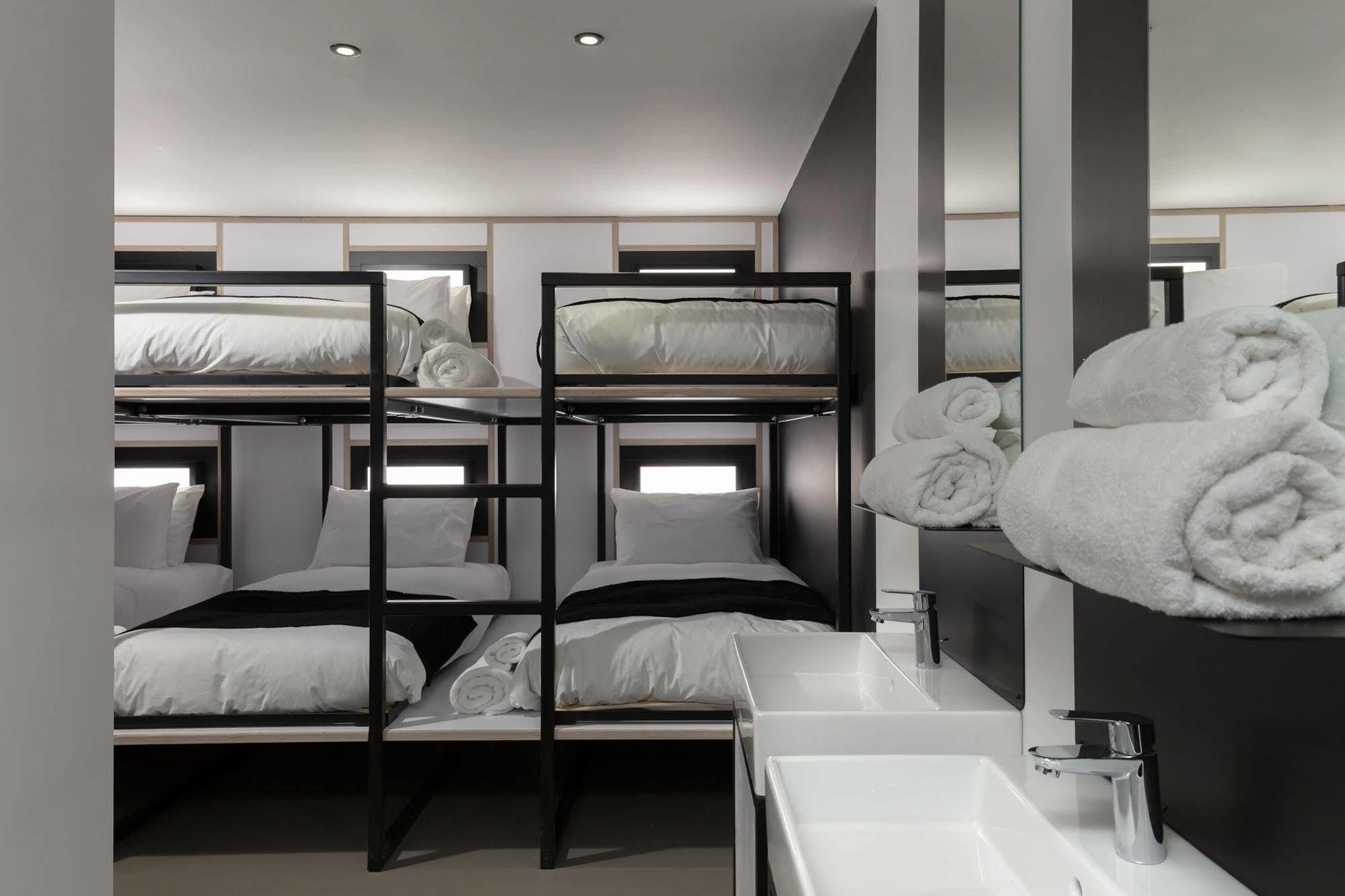 Kip Hotel 2*